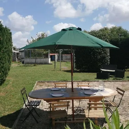 Souzy - Chic Silence Et Cosy, à 100m De La Charente Et 2km De L'ocean